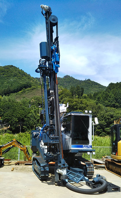 クローラードリル