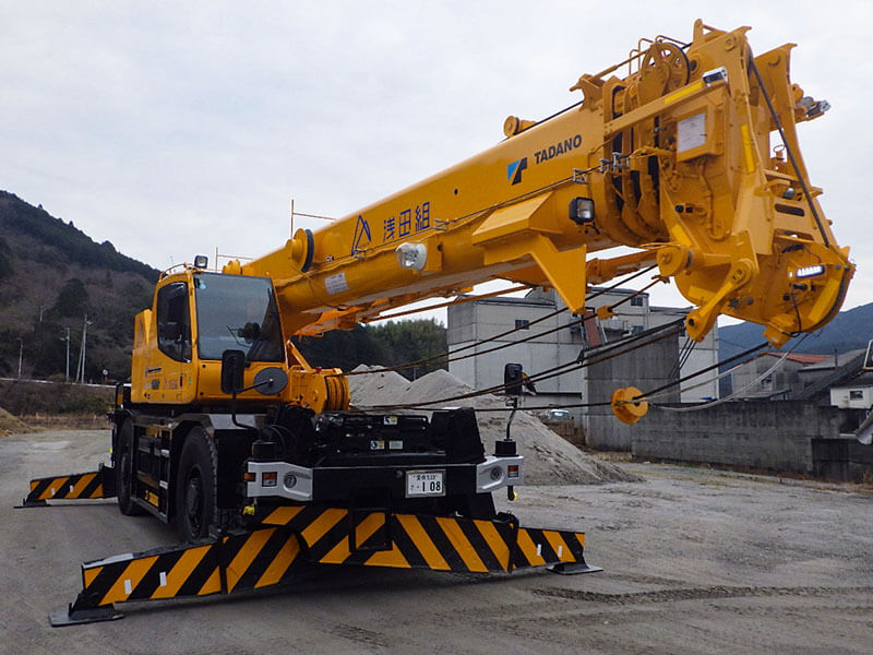 ラフテレーンクレーン