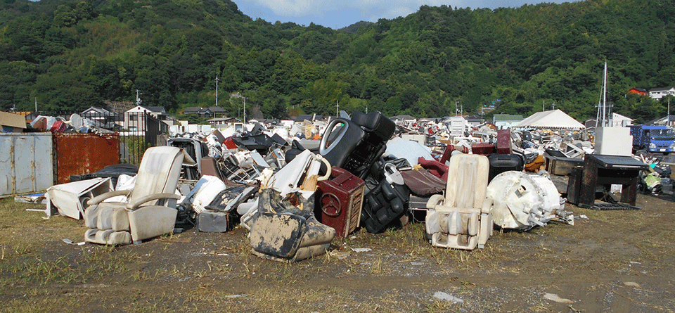 大量の廃棄物